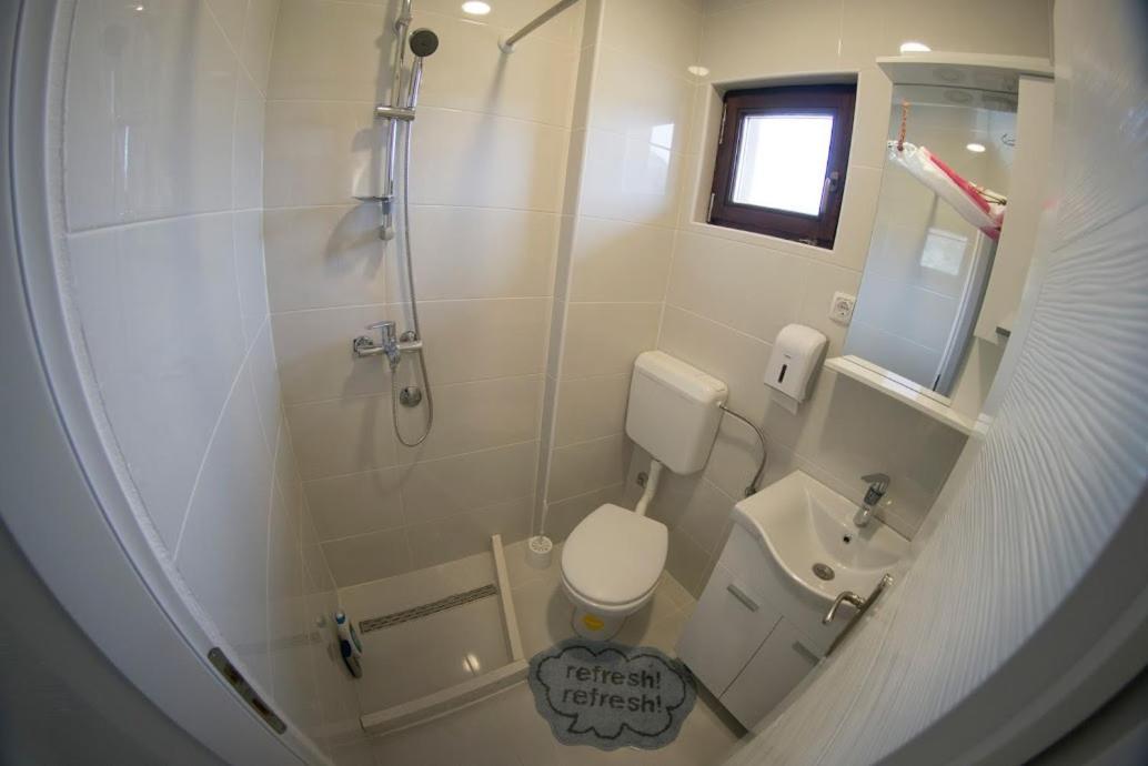 Apartmani Ivkovic+ トレビニエ エクステリア 写真